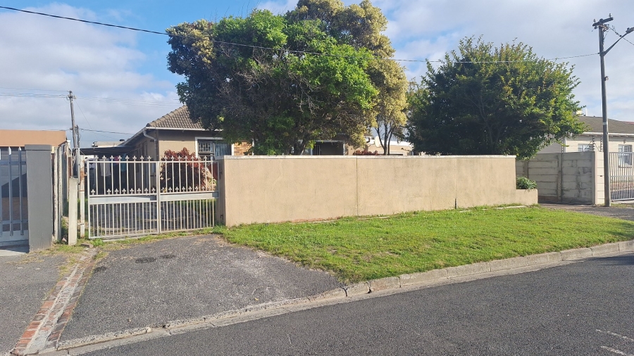 5 Bedroom Property for Sale in Retreat Western Cape